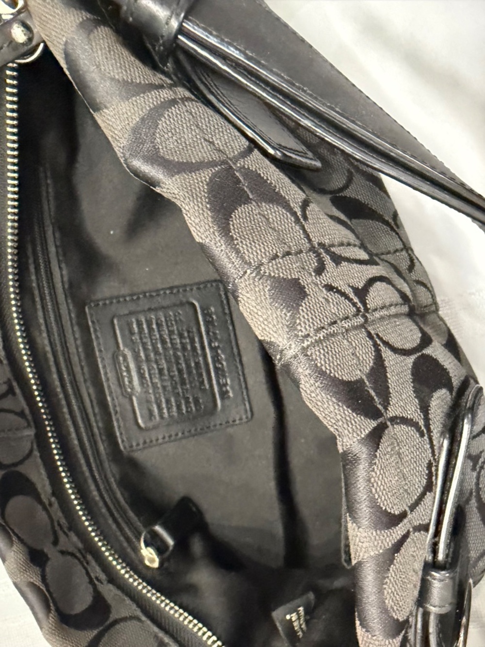 2011 COACH Soho Signature One Shoulder Bag F17169 - Picture 6 of 8